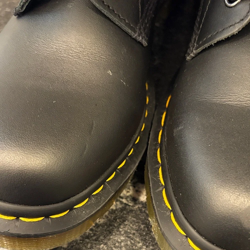 Dr. Martens 1460 Black Boots – Men’s Size 9 / Women’s Size 10 – Unisex NEW
